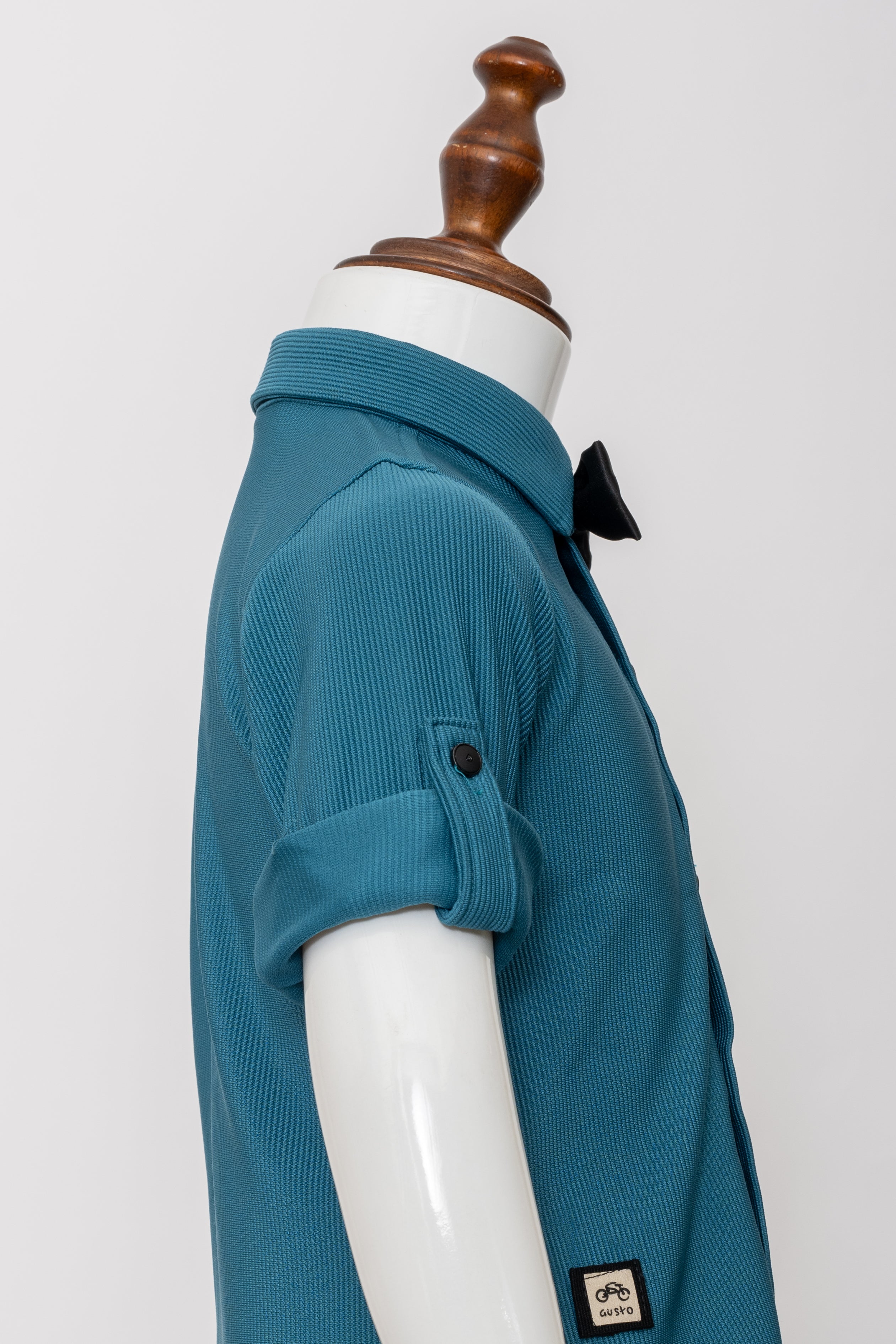 Gusto New Born Boys Full-Sleeve Collar Shirt with Bow